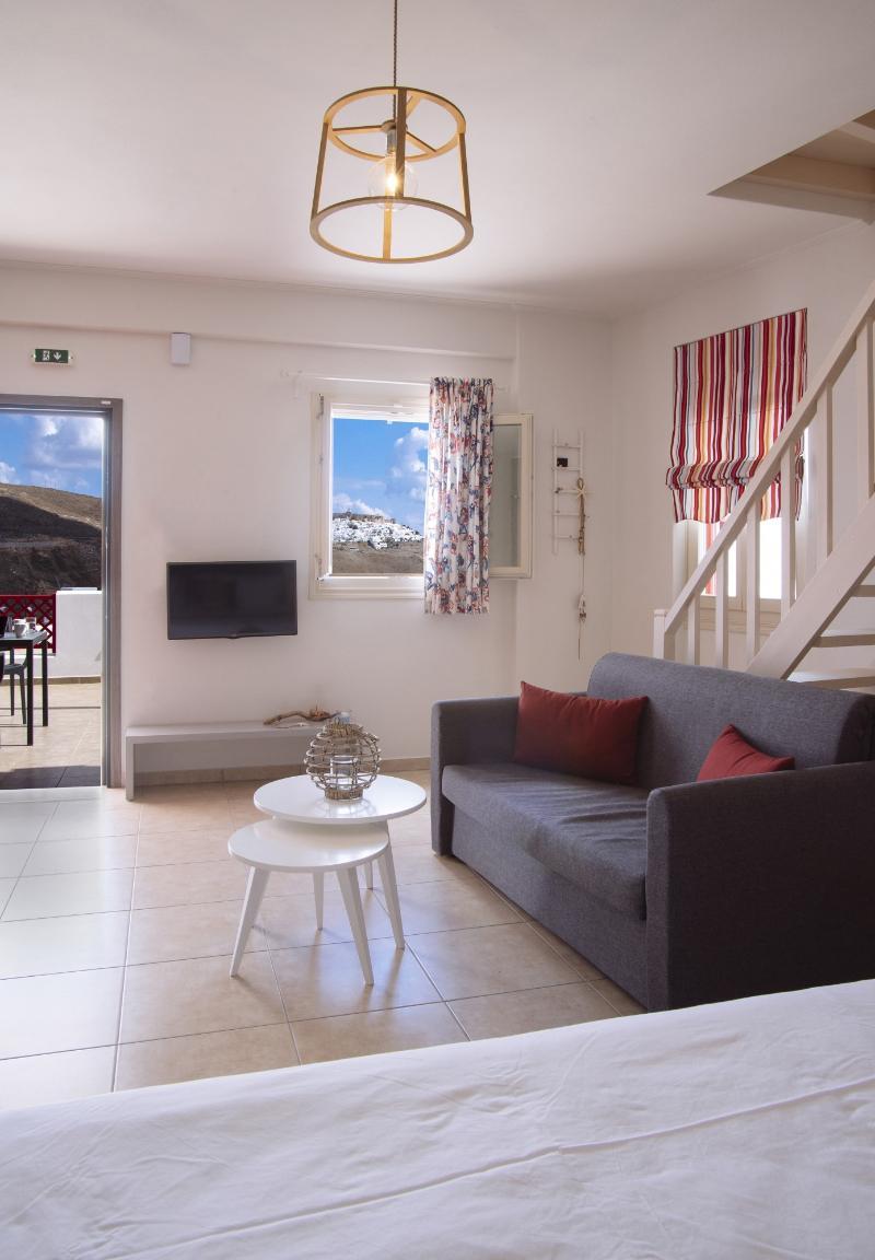 Aelia Apartments & Suites Livadi  Екстер'єр фото