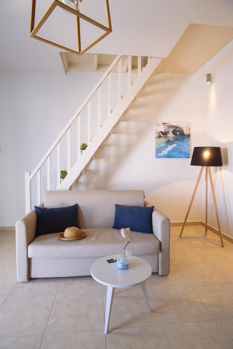 Aelia Apartments & Suites Livadi  Екстер'єр фото